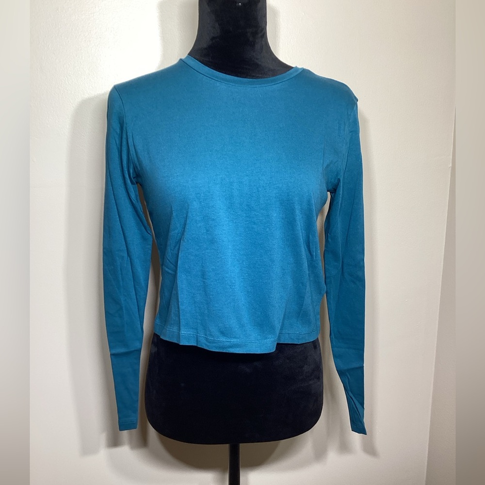 Wild Fable Teal Long Sleeve Cropped Shirt Size Small